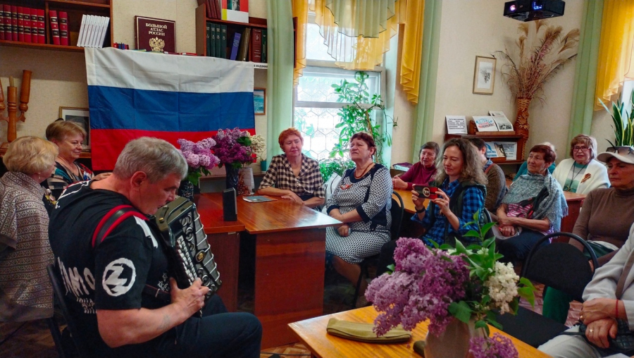 &laquo;Серебряные&raquo; волонтеры Центра социального обслуживания приняли участие в тематическом мероприятии &laquo;Кинематограф &ndash;трудные шаги к Великой Победе&raquo;