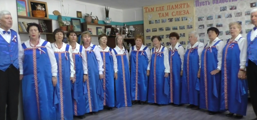 Уважаемые земляки! Серебряные волонтеры и Центр социального обслуживания поздравляют с Днем России!