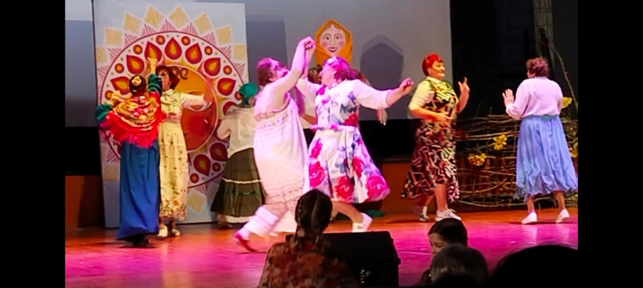 &laquo;Серебреные&raquo; волонтеры Центра социального обслуживания приняли активное участие в городском мероприятии, посвященном празднику &laquo;Масленица&raquo;