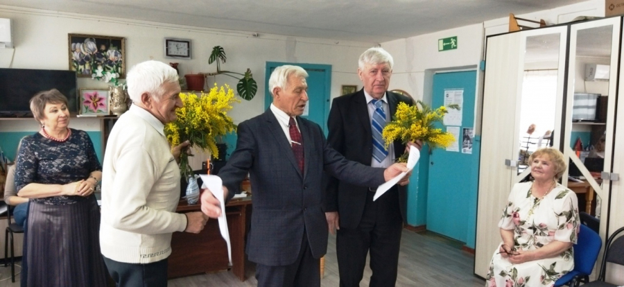 06 марта 2023г. в ГБУ РК &laquo;ЦСО Ленинского района&raquo; прошло литературно-развлекательное мероприятие &laquo;Мелодия весны&raquo; , приуроченное к Международному женскому дню 8 марта