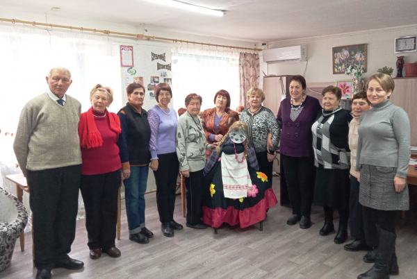 28 февраля в ГБУ РК &laquo;ЦСО Ленинского района&raquo; была проведена праздничная программа &laquo;Красна изба пирогами&raquo;